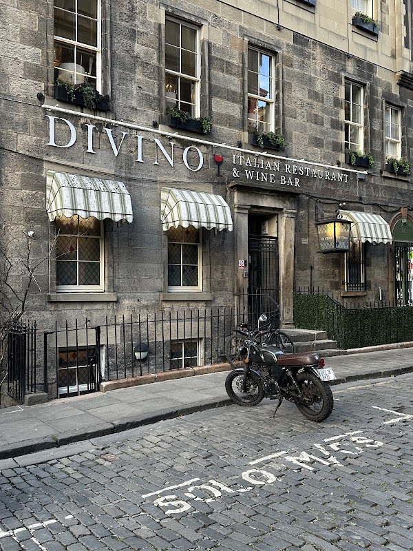 Divino Enoteca Italian Restaurant & Wine Bar 3