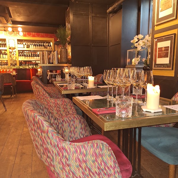 Divino Enoteca Italian Restaurant & Wine Bar 2