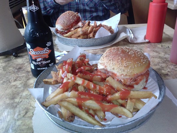 Hickory's BBQ Grill 3