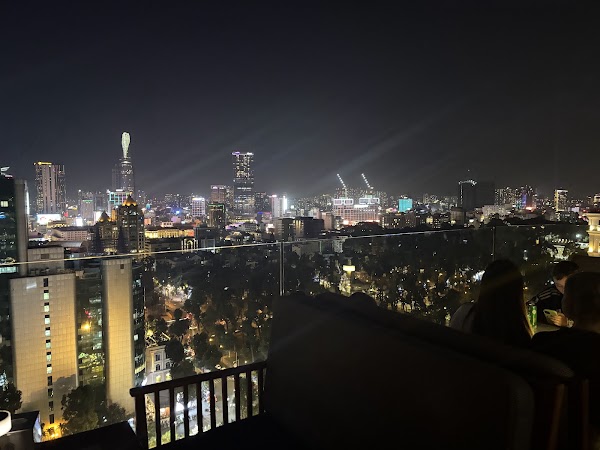 Social Club Rooftop Bar 3