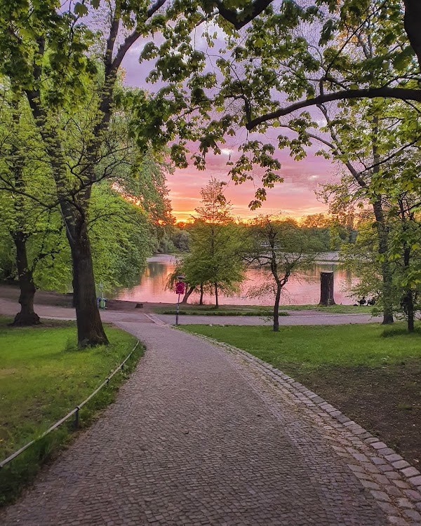 Park am Weißen See 2