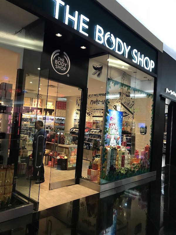 The Shoppes At Mandalay Place