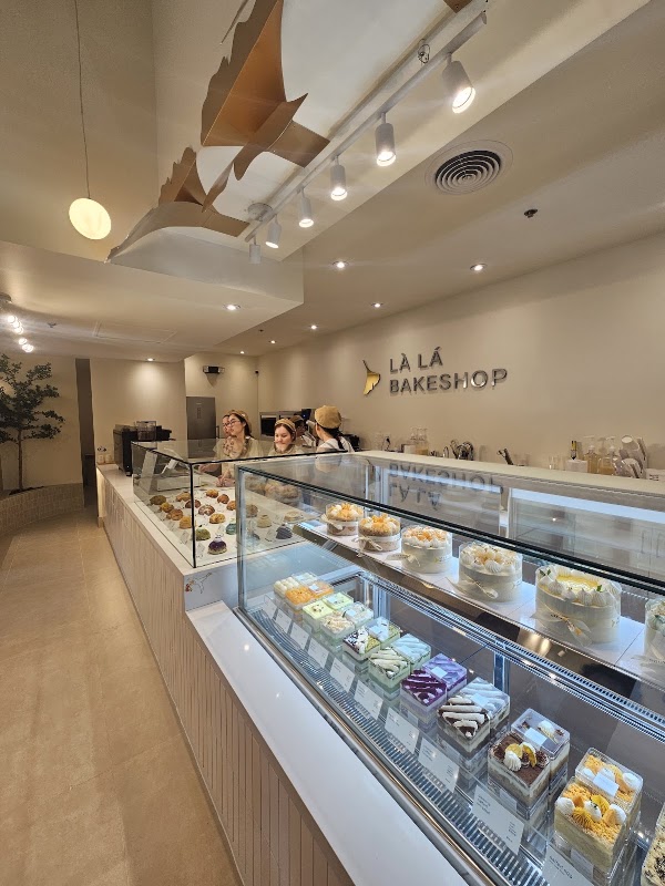 LA LA Bakeshop (Bay) 3