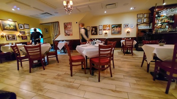 Monte's Trattoria 1