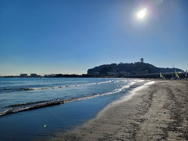 Katase Higashihama Beach