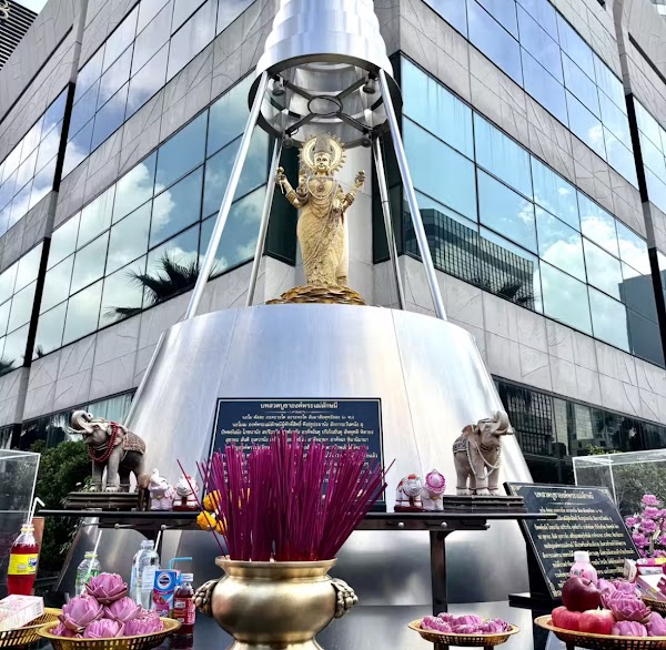 พระลักษมี lakshmi shrine 吉祥天女拉克什米