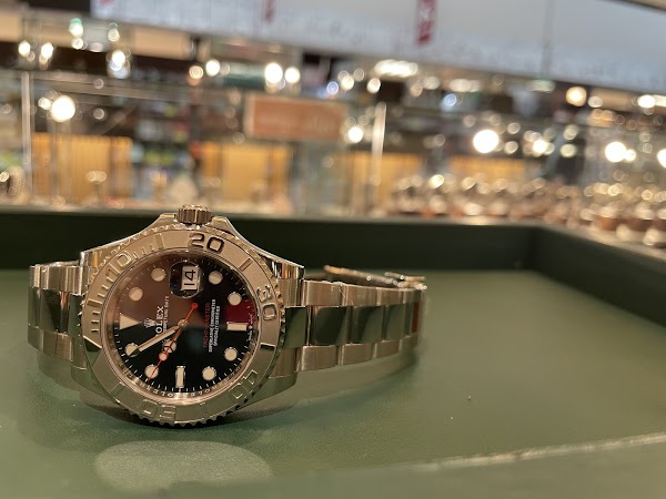 WATCHNIAN Nakano Store 4