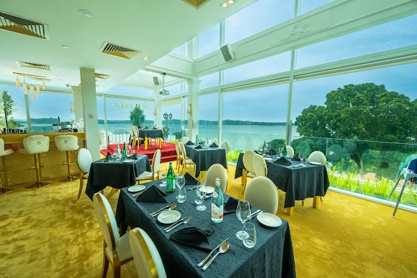 Atelier By The Bay