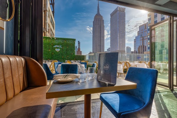 A to Z Rooftop on Fifth