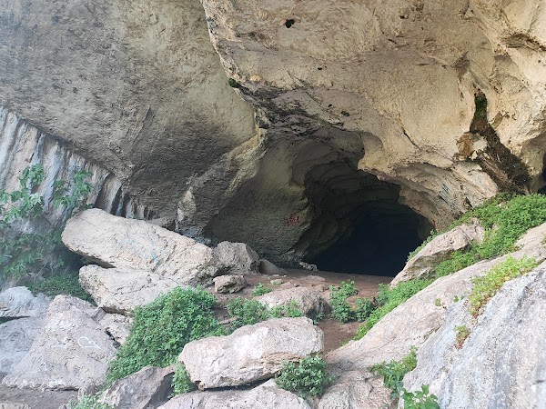 Pëllumbas Cave 5