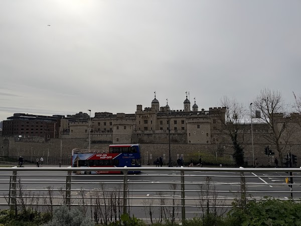Tower Hill Station 2