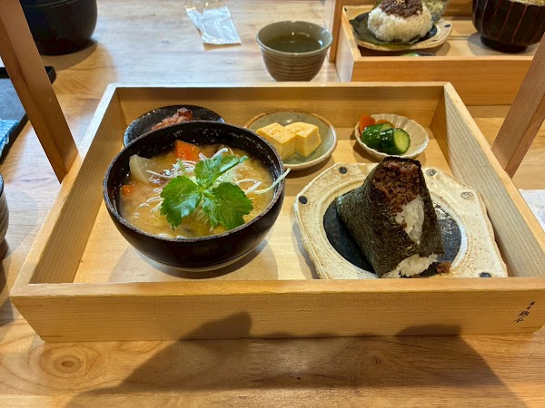 （株）山内本店 1