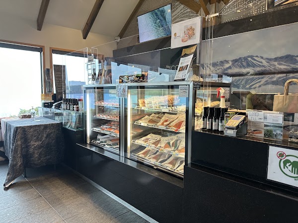 Mt Cook Alpine Salmon Shop 3