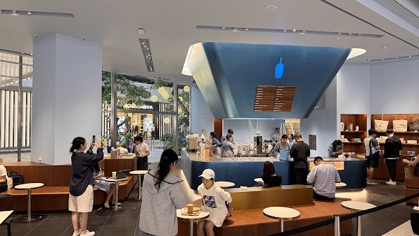 Blue Bottle Coffee EmQuartier 1