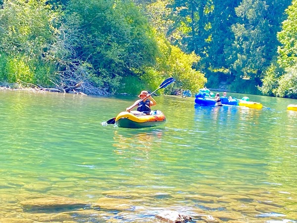 Lake Cowichan River Tubing 4