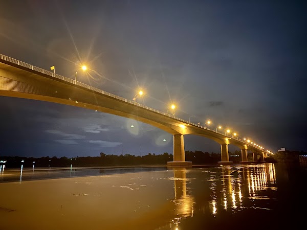 First Thai–Lao Friendship Bridge (Nong Khai-Vientiane) 1