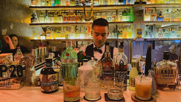 CLIMB - Hidden Cocktails Bar 1