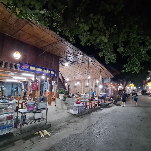 Lac Village
