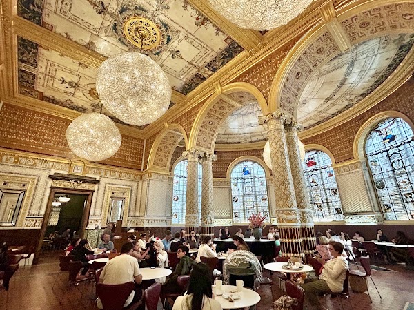 The V&A Cafe 3