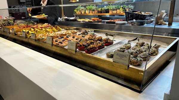 The V&A Cafe 2