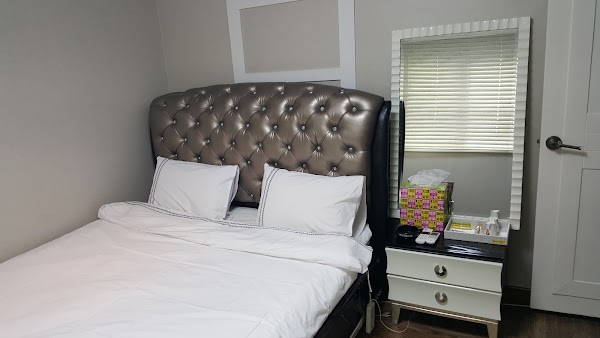 Midas Motel 1