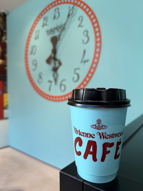 Vivienne Westwood CAFÉ 3