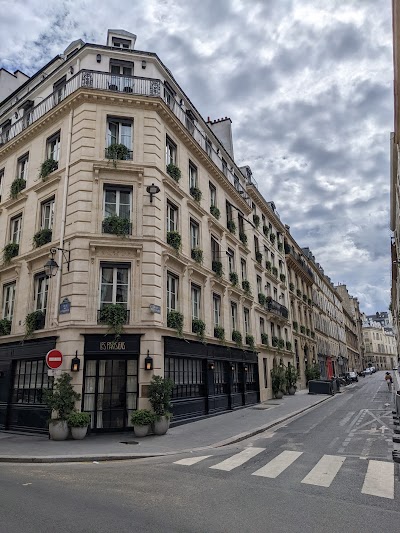 Carré Rive Gauche
