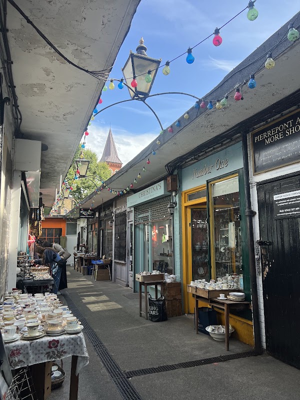 Pierrepont Arcade Antique Market 5