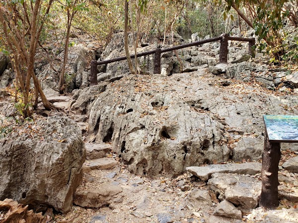 Phraya Nakhon Cave 3
