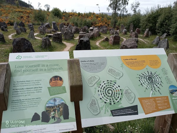 Touchstone Maze ( Parking at Blackmuir woods ) 4