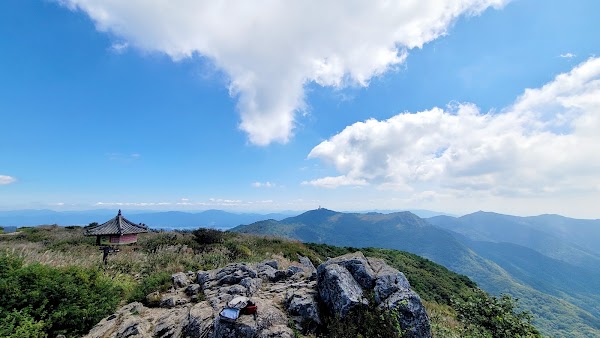 Biseulsan Provincial Park 3