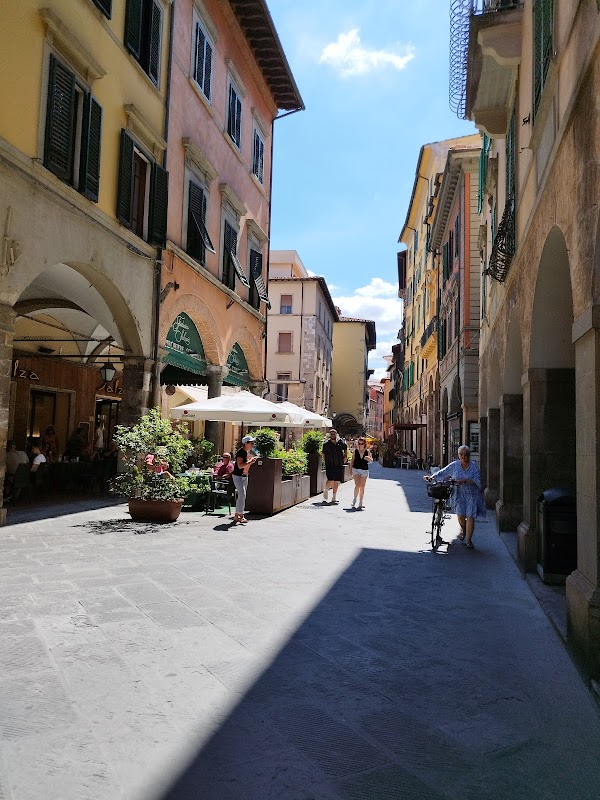 Borgo Stretto