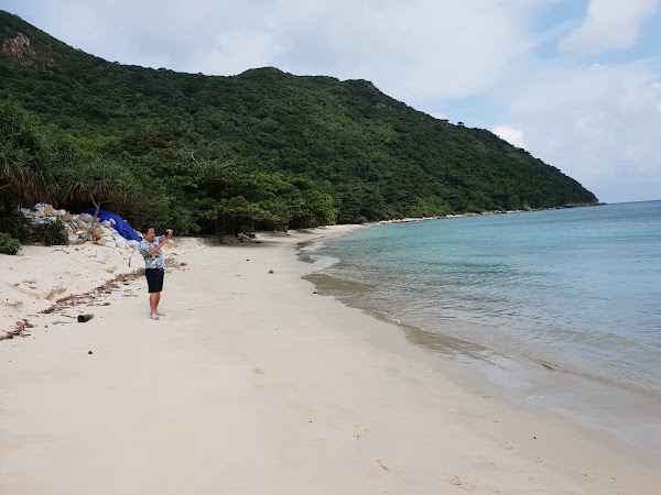 Hòn Bảy Cạnh
