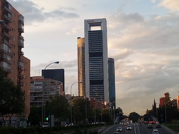 Plaza Castilla 2