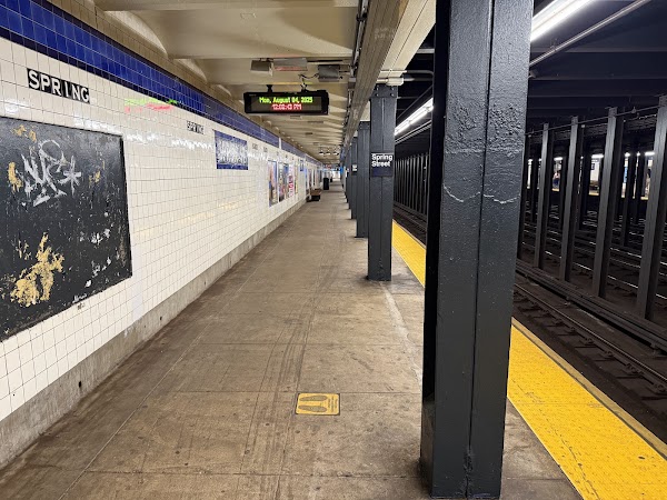 Spring St 1