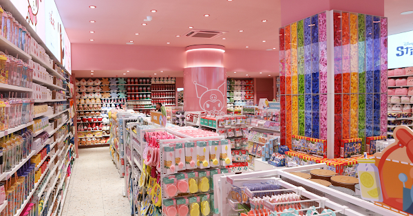 MINISO Oxford Street London 5