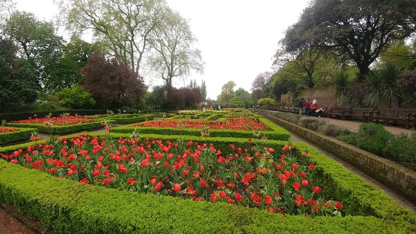 Holland Park 2