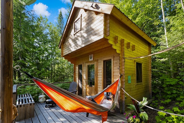 Fraser's Market, Cabins & Experiences 4