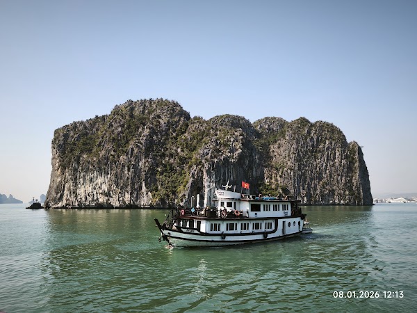 Dragon Cruise - A Luxury Day Cruise In Halong Bay