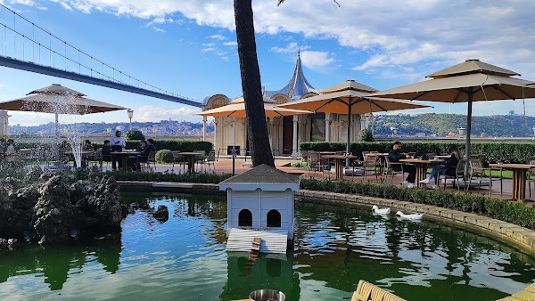 Beylerbeyi Sarayı Cafe 3