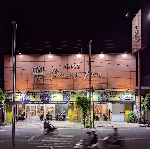 Pusat Grosir Batik Benang Ratu Yogyakarta
