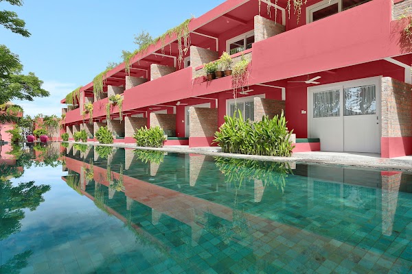 PinkCoco Gili Trawangan - Constant Surprises & for Cool Adults Only