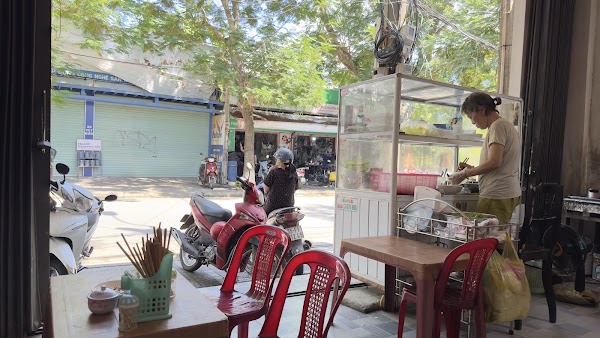 Quán Bún Thịt Nướng 31 Yết Kiêu-(vợ chồng Hiền Đào)