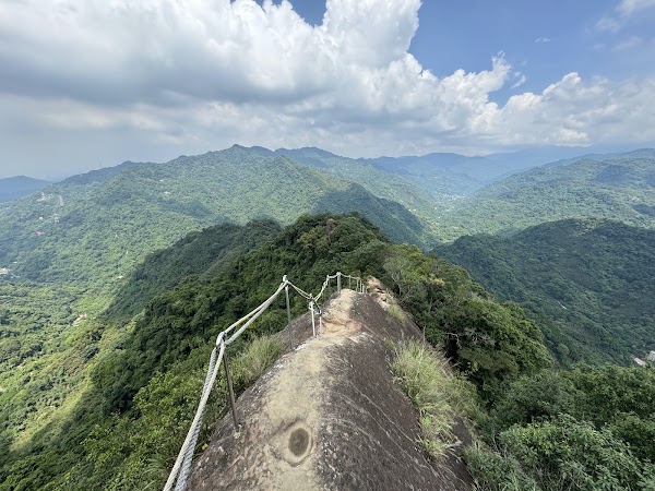 Wuliaojian Trailhead