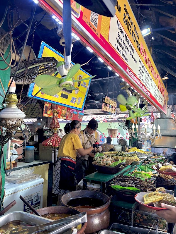 Ngasem Traditional Market 4