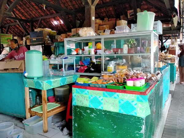 Ngasem Traditional Market 2