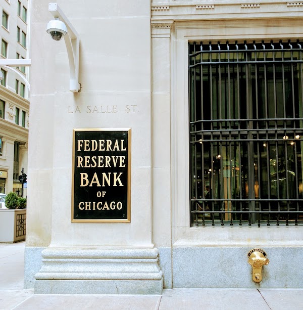 Federal Reserve Bank of Chicago 4