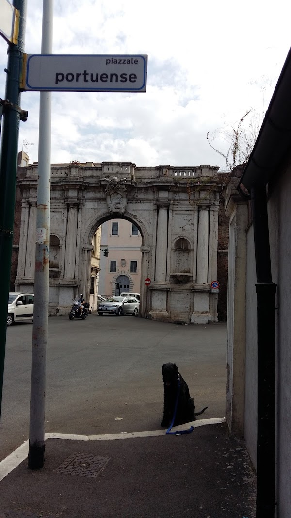 Piazza di Porta Portese