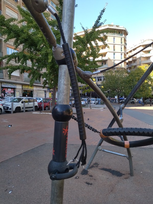 Piazza di Porta Portese 4