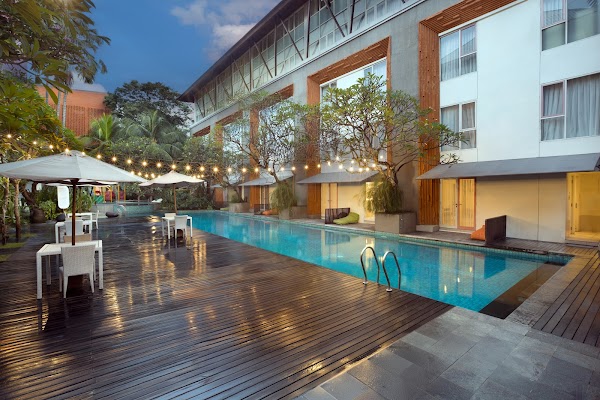 HARRIS Hotel & Residence Sunset Road - Bali